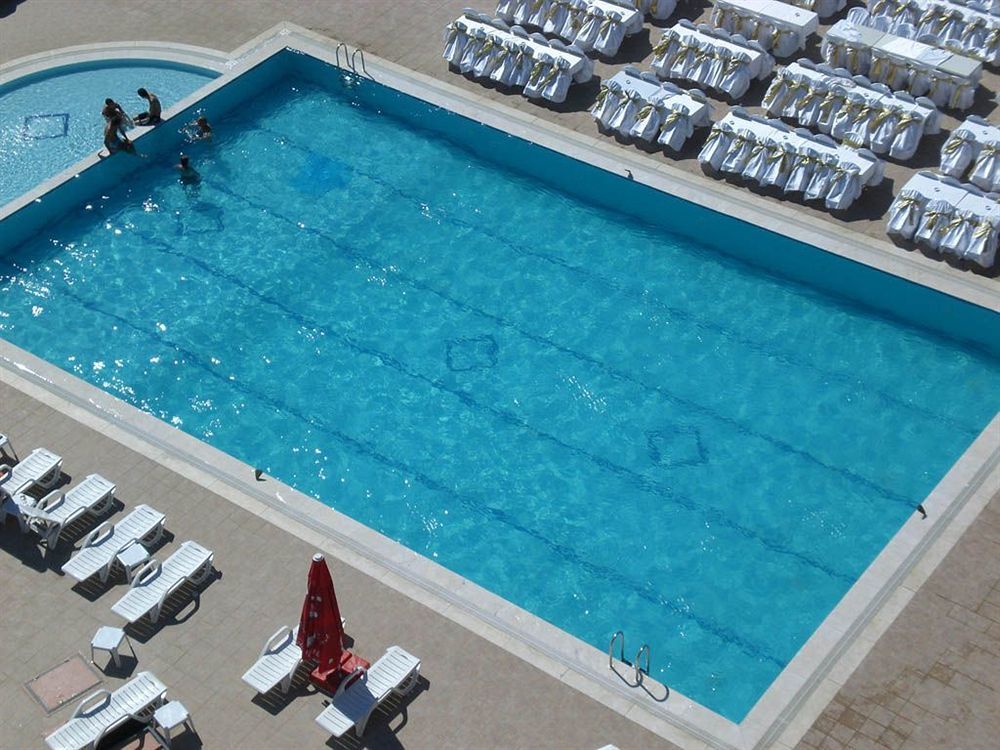 Metropolis Hotel Torbalı Exterior foto